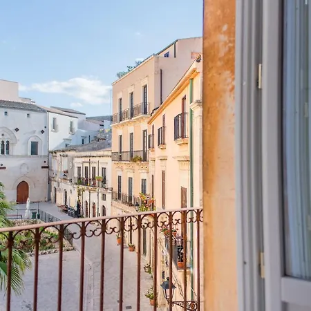 Ortigia Art & Design, Parking , Smartworking Syracuse